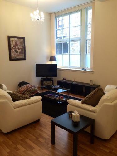 Stunning Glasgow City Centre Apartment