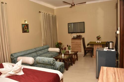 Hotel Vibhavharsh