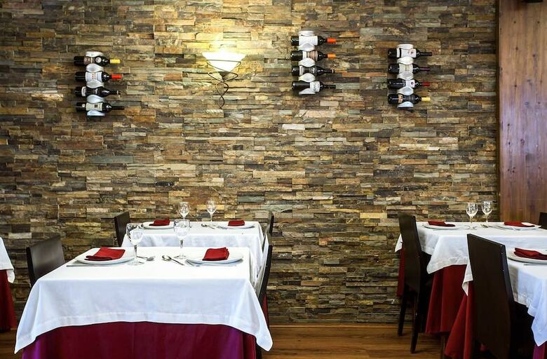 Hostal La Pla�a