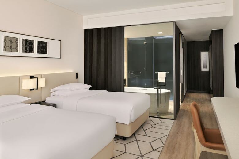 Sheraton Grand Hotel, Dubai