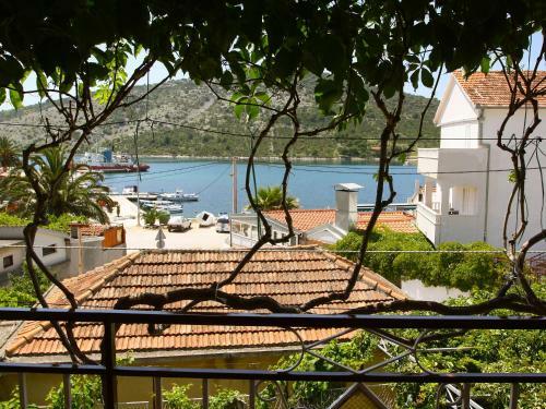 Villa Holiday Home Mirko