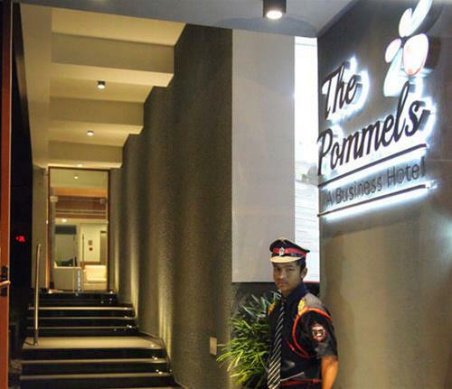 The Pommels Business Hotel