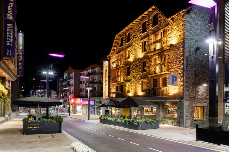 Hotel De L'isard