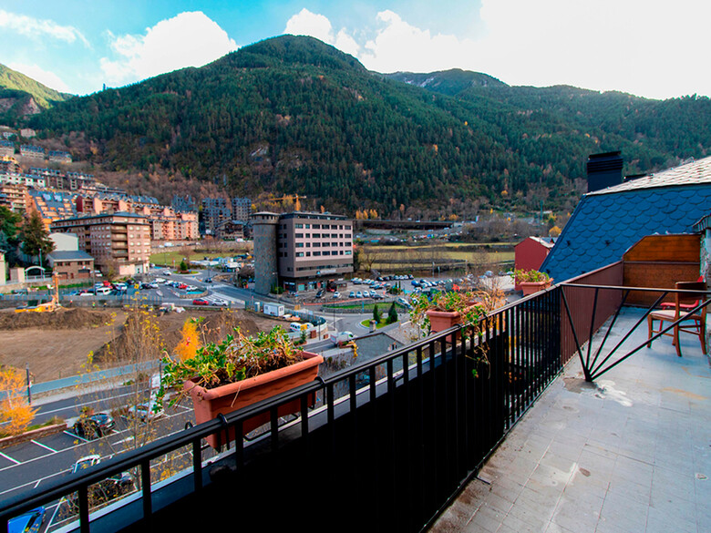 Hotel Pere D'urg 3000