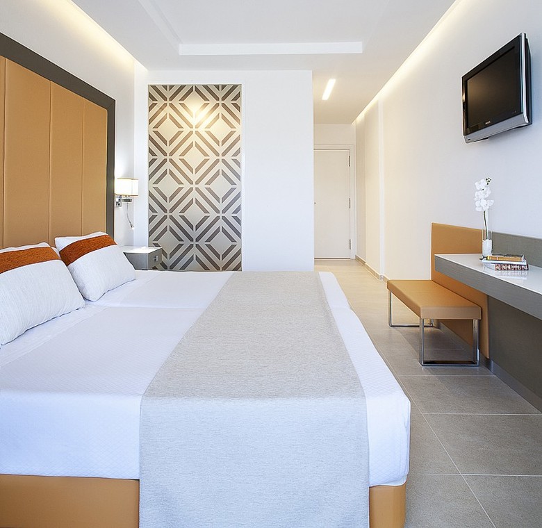 Hotel Torre Del Mar