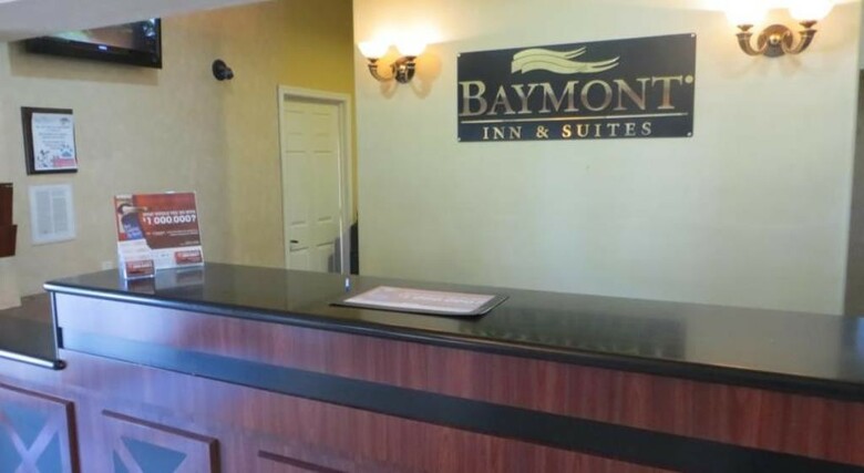 Hotel Baymont Inn & Suites Florida Mall
