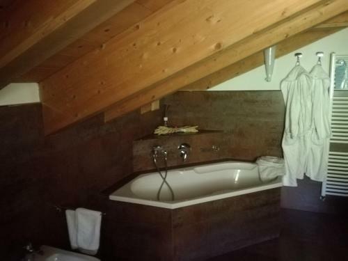 Hotel Bait De Angial