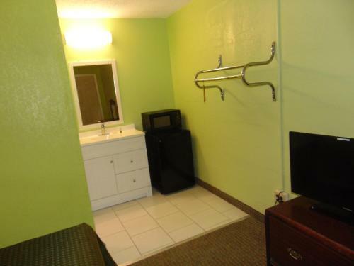 Westbrook Motel