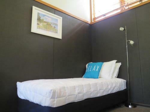 Bed & Breakfast Awa Retreat