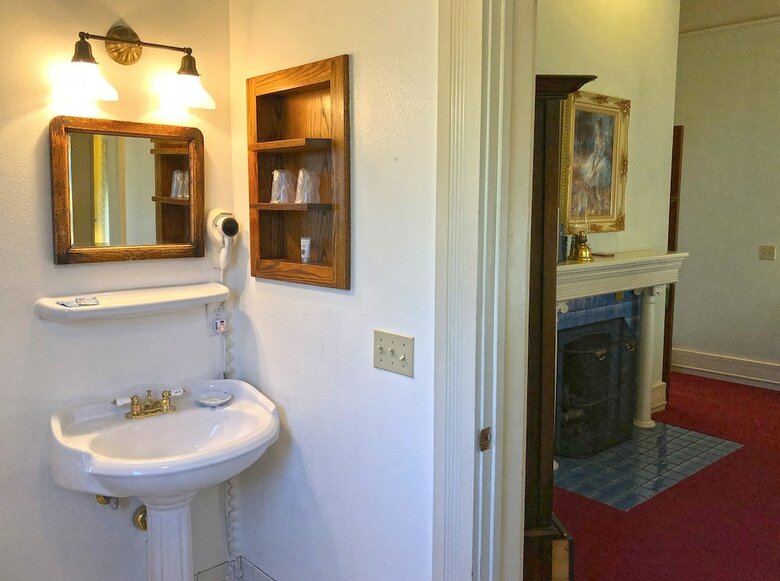 Bed & Breakfast Garden Street Inn