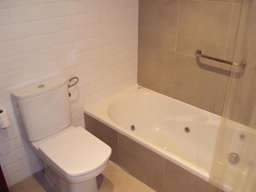 Apartamentos La Buganvilla