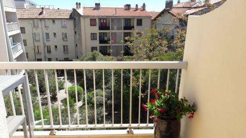 Apartamento Appart Le Massillon Arenes Centre