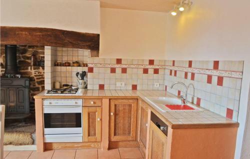 Holiday Home Plogastel St Germain *xii *