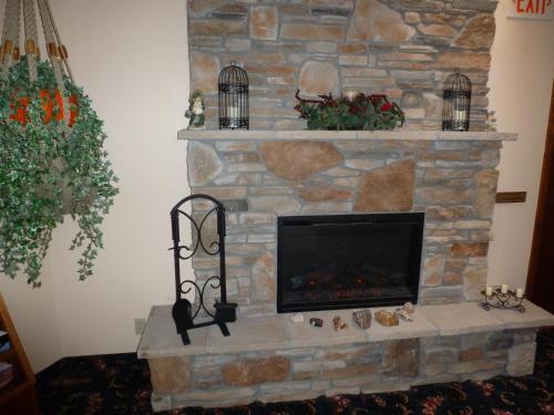 Posada Riverwood Inn