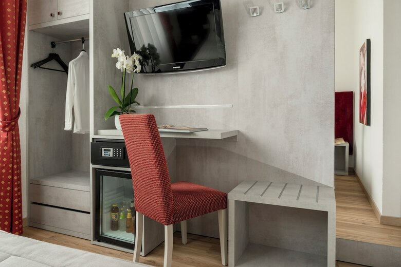 Hotel Mini Palace - Small & Charming