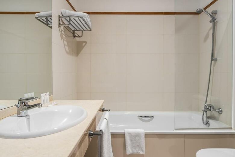 Hotel V�a Argentum - Spa Y Deporte