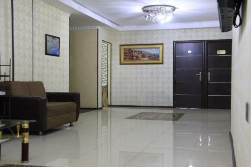 Avand Hotel