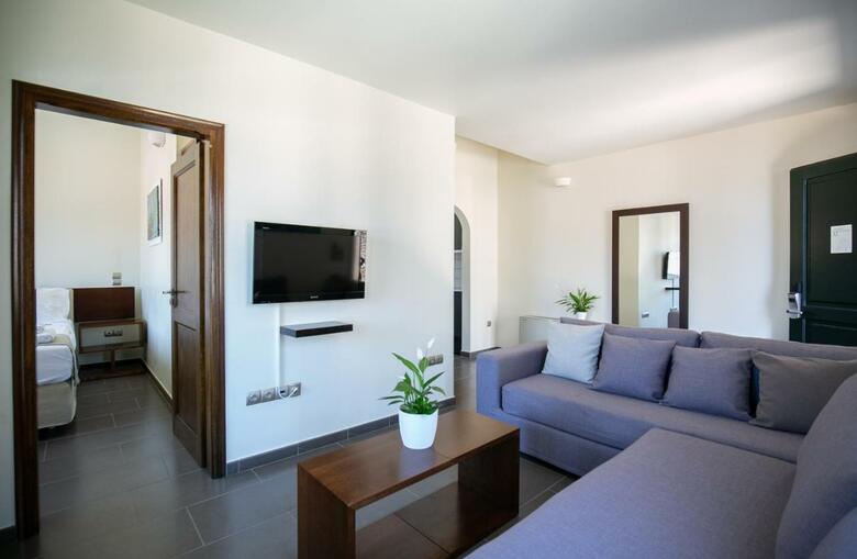 Aparthotel Krinos Suites Hotel