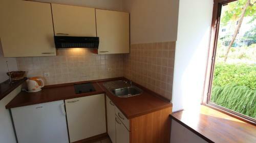 Two-bedroom Apartment Malinska Near Sea