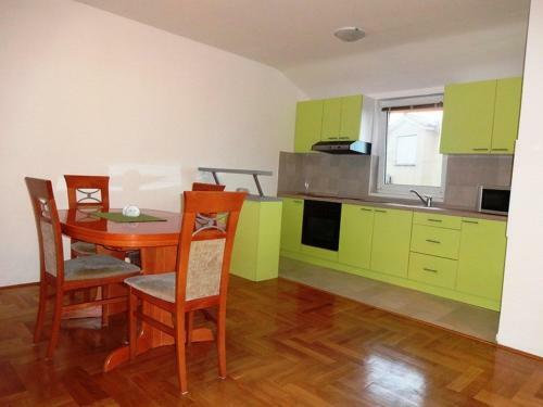 Apartment Malinska,krk, Primorje-gorski Kotar 4