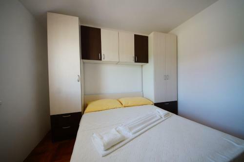 Apartment Malinska,krk, Primorje-gorski Kotar 4