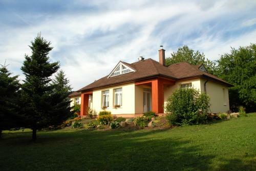 Apartamentos Ubytov�n� Vila Sobotka