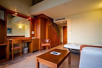 Hotel Hydramis Palace Beach Resort