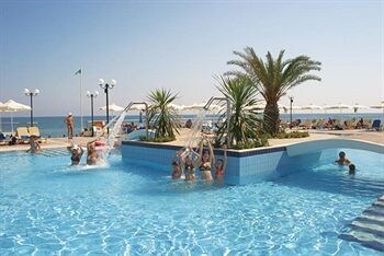 Hotel Hydramis Palace Beach Resort