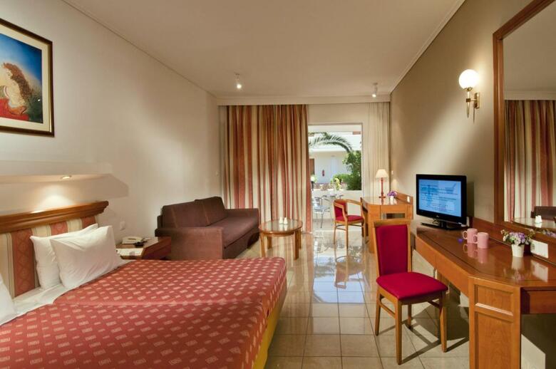 Hotel Kipriotis Village Resort