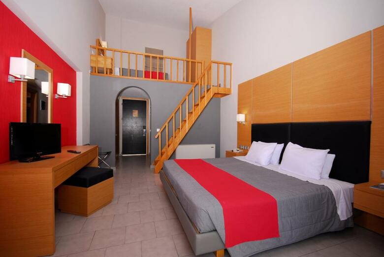 Hotel Kipriotis Village Resort