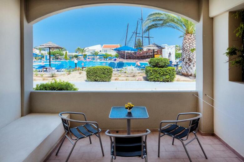 Hotel Kipriotis Village Resort