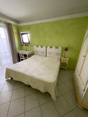 Hostal B&B Le Farfalle