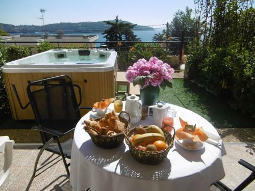 Hotel H�tel La Flore