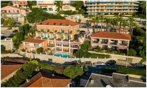 Hotel H�tel La Flore