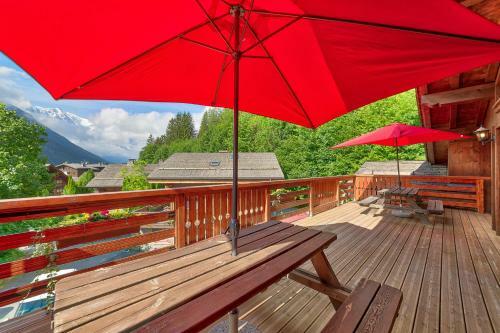 Yeti Lodge Chalets