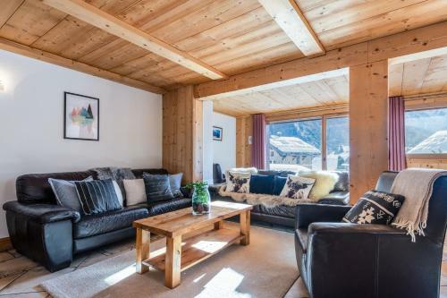 Yeti Lodge Chalets