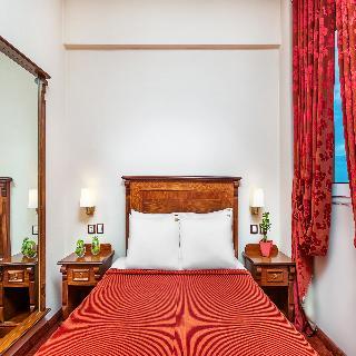 Perea Hotel