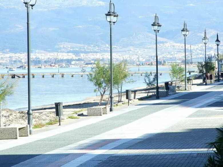 Hotel Avra