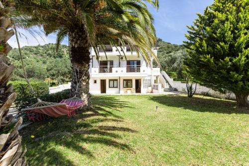 Santa Maria Studios & Apartments