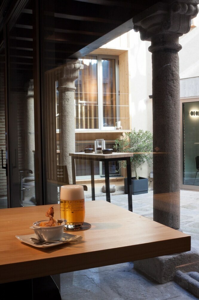 Encanto Hotel & Cafeter�a