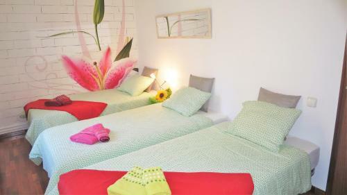 Carmen Seaview And Beach Apartment