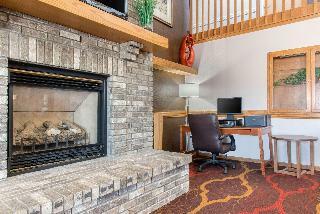Posada Quality Inn & Suites