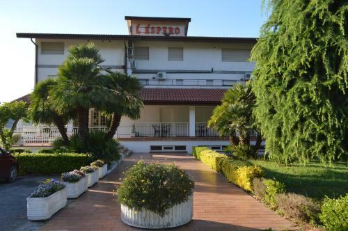 L' Espero Hotel