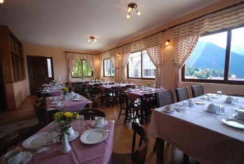 Hotel Georgio's V Chalet