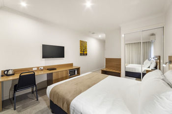 Motel Ciloms Airport Lodge