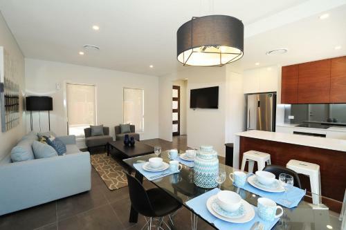 Lewis Street Apartments