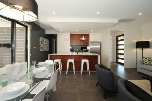 Lewis Street Apartments