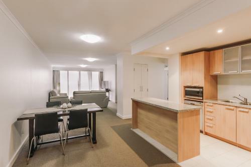 Newcastle Central Plaza Apartment Hotel