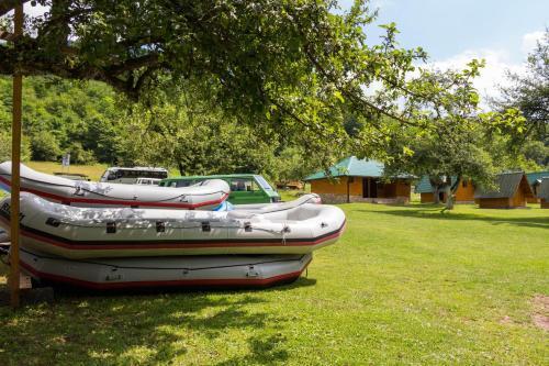 Kamp Tara 87