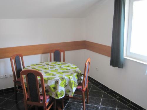Hostal Villa Obad Guest House